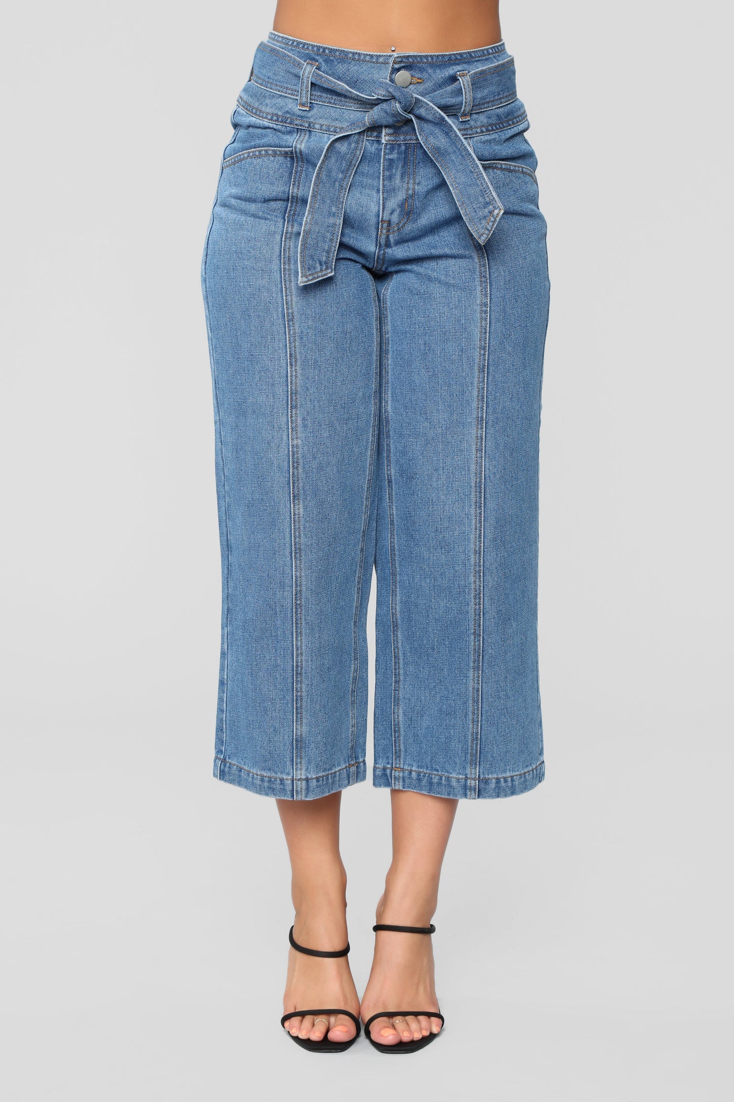 Daydreaming Wide Leg High Rise Jeans - Medium Blue Wash