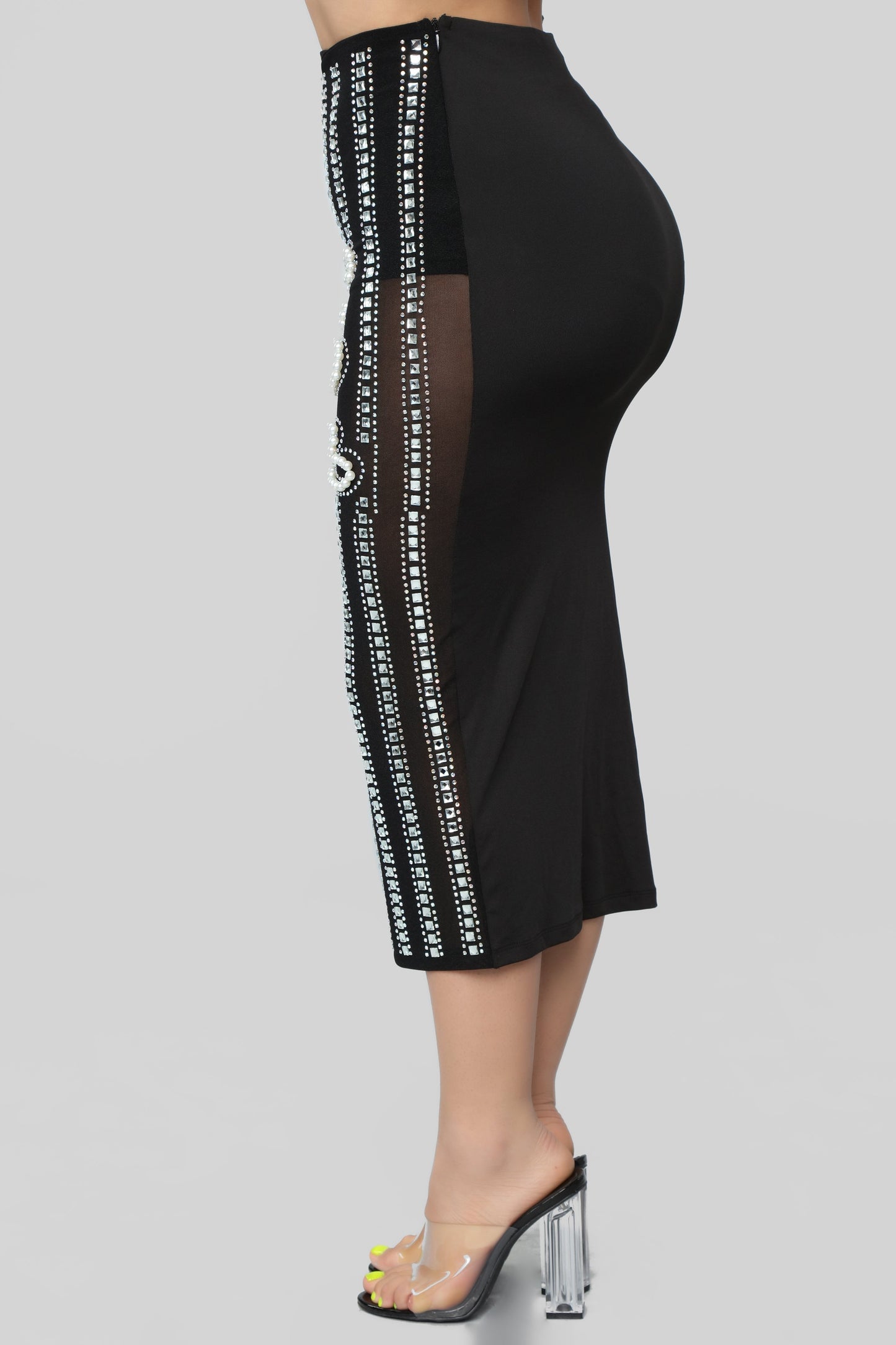 Essence of Pearls Skirt Set